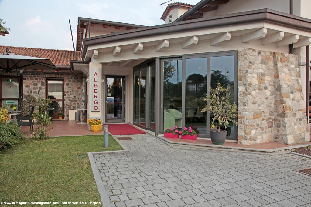 Albergo Ai Sapori Сан-Даниэле-дель-Фриули Экстерьер фото